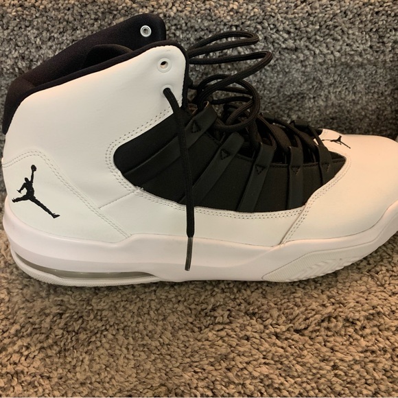 Size 13 Nike Jordan’s - Picture 1 of 2